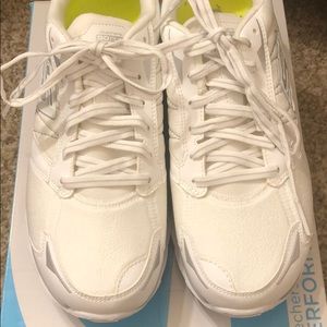 White Sketchers Go Run